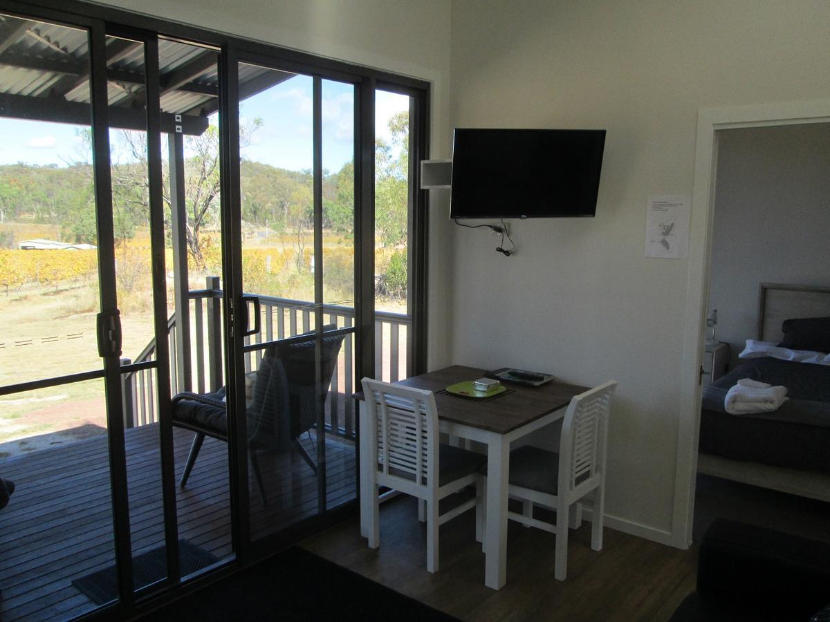 Just Red Wines Cabins Ballandean Екстериор снимка